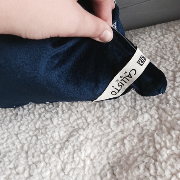 Callisto decorative pillow - Picture 6 of 6